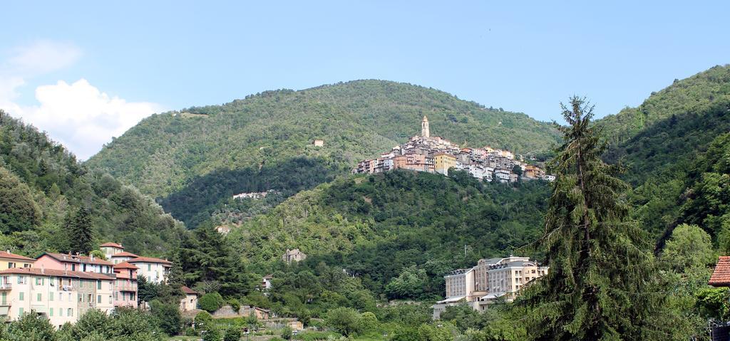 Sul Ponte Hotel Pigna Cameră foto